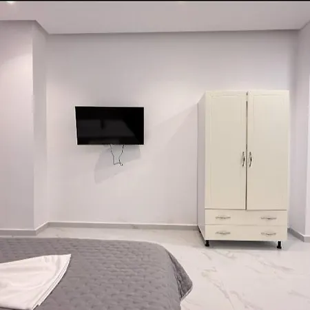 Mediterranean Nest شقة ساراندا
